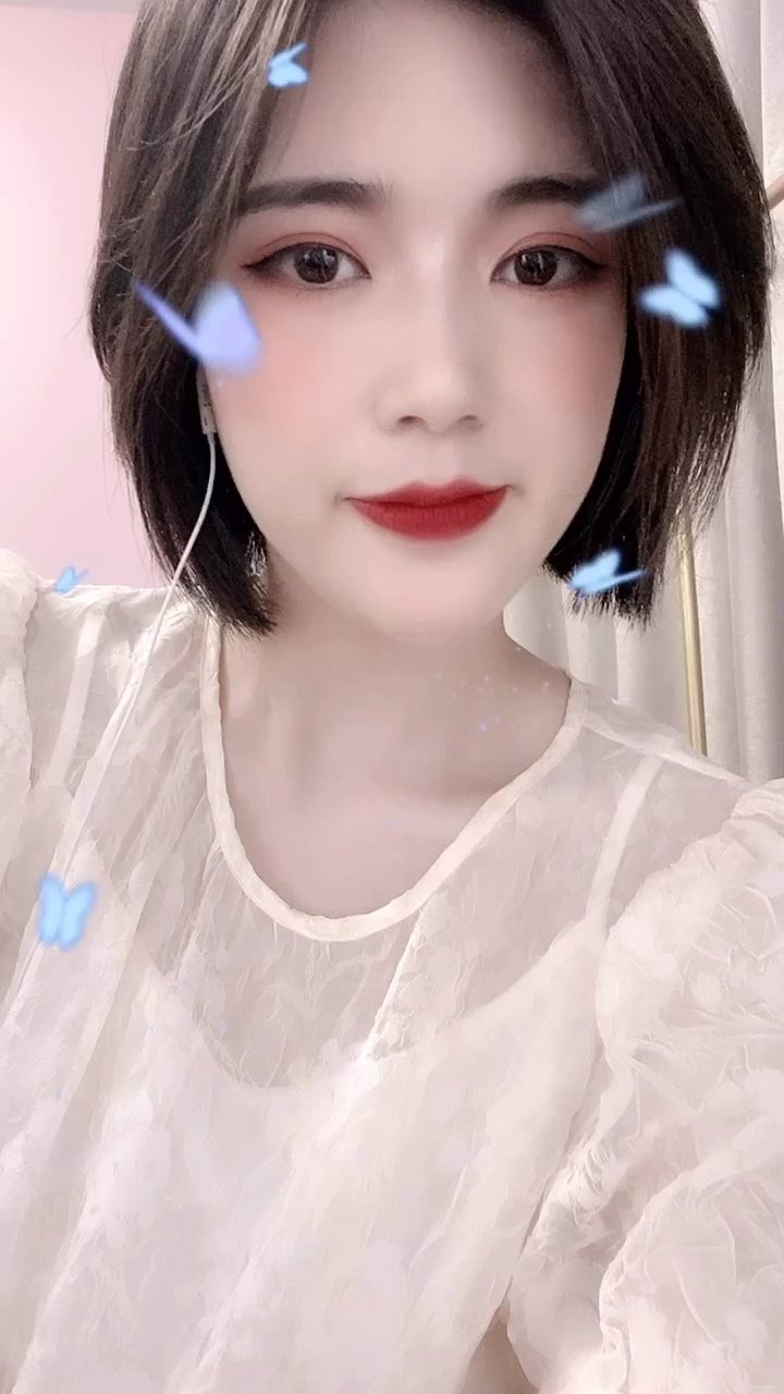 qq圈 10小时前 感谢 张亦辰380 送出的1个 皇冠!